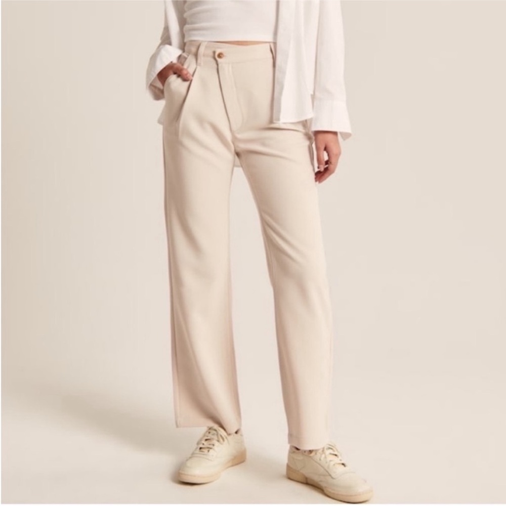 Abercrombie & Fitch Cross Waist Tailored 90s Relaxed Pants Size 26 Short